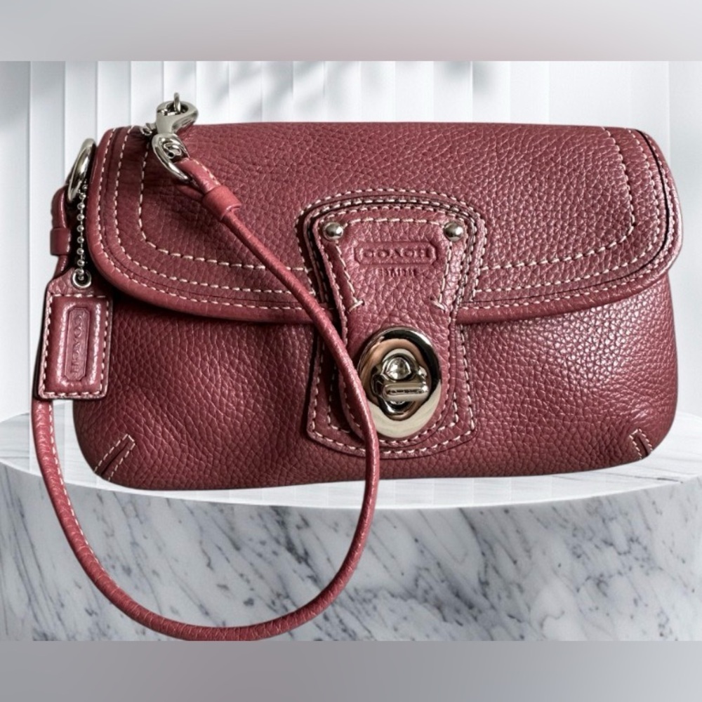 New Coach Leather Wristlet - Picture 5 of 13